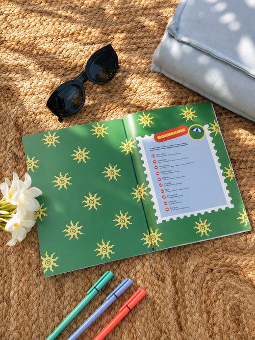 Sommaire du Carnet de jeux : mots mêlés, coloriages, vrai ou faux, mots croisés, labyrinthes, énigmes, quiz, puissance 4